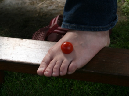 hobbit foot and tomato